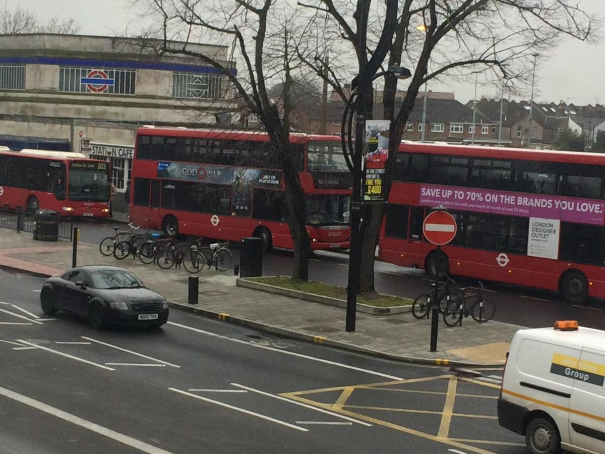 Apartments Heathrow - Hounslow Cranford ภายนอก รูปภาพ