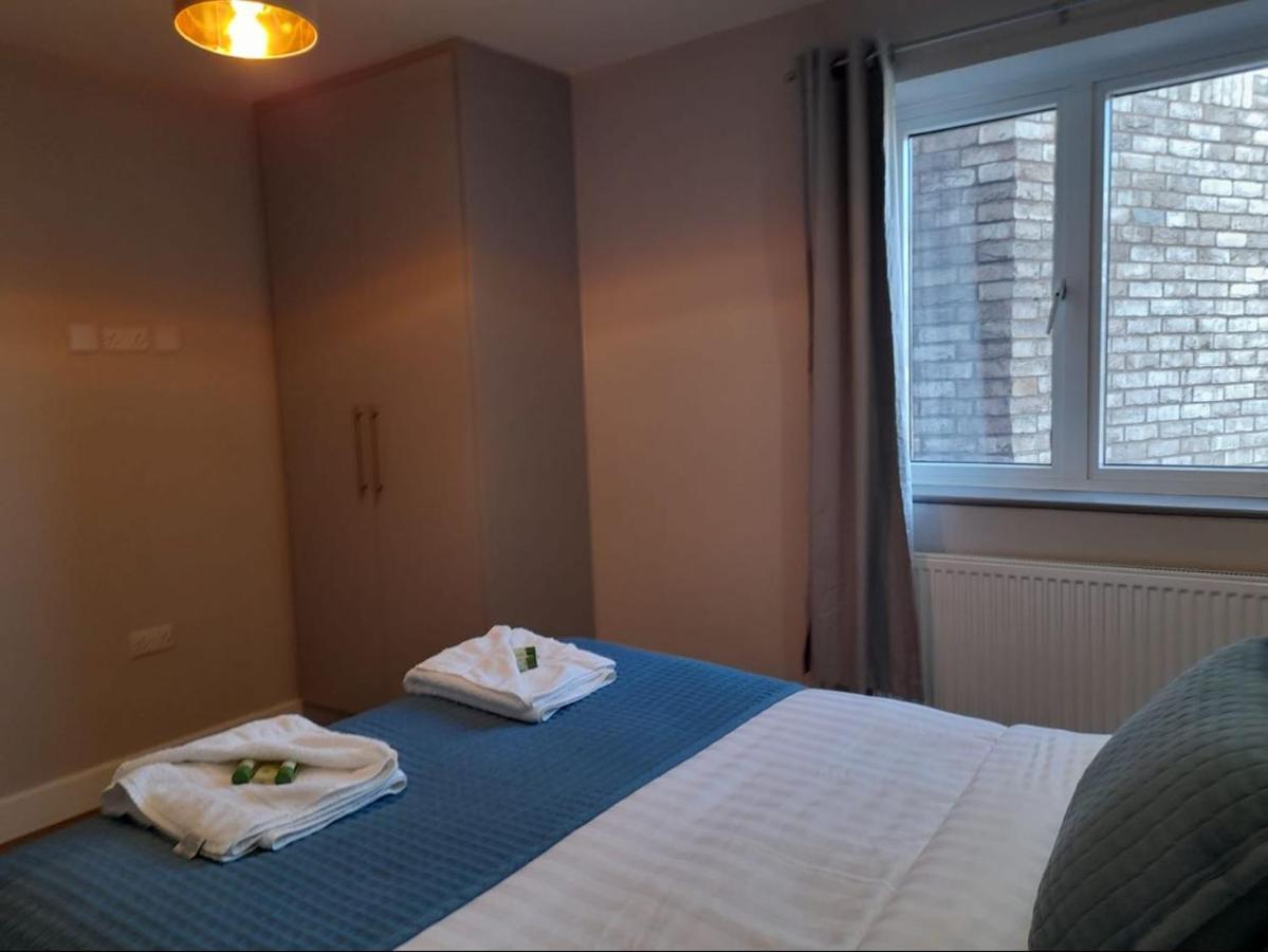 Apartments Heathrow - Hounslow Cranford ภายนอก รูปภาพ